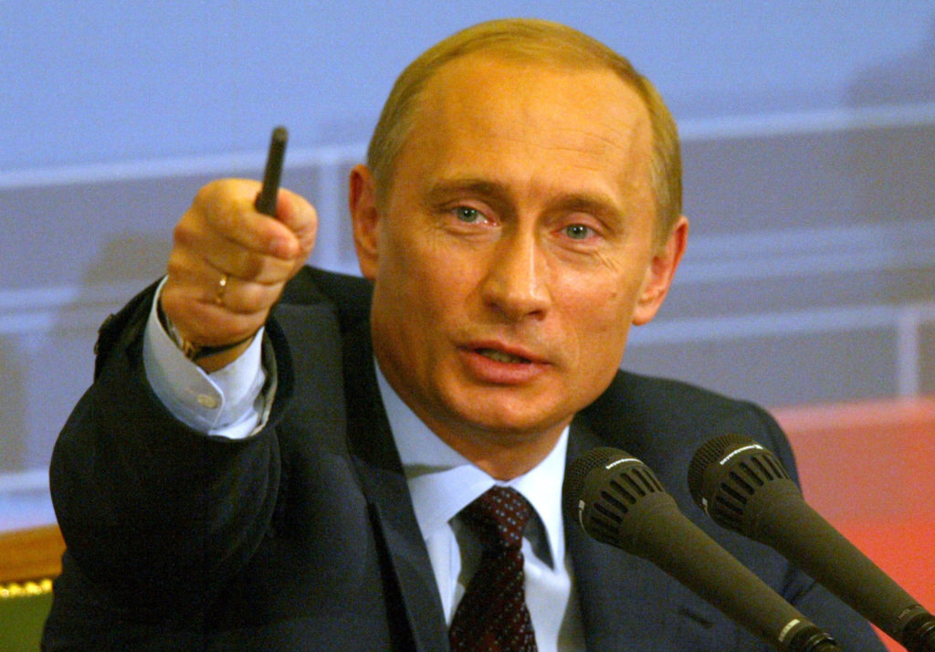 Vladimir Putin parece dispuesto a prestar ayuda financiera a PDVSA, pero nada es gratis /  Wikimedia Commons