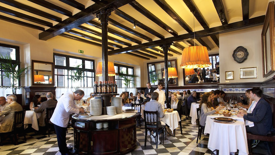 El restaurante 7 Portes, uno de los mejores de Barcelona / Foto: Hostemplo