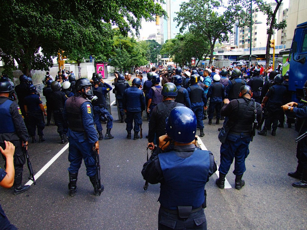Solo un 14% de los venezolanos expresa confianza en la policía / Flickr: Rodrigo Suárez 