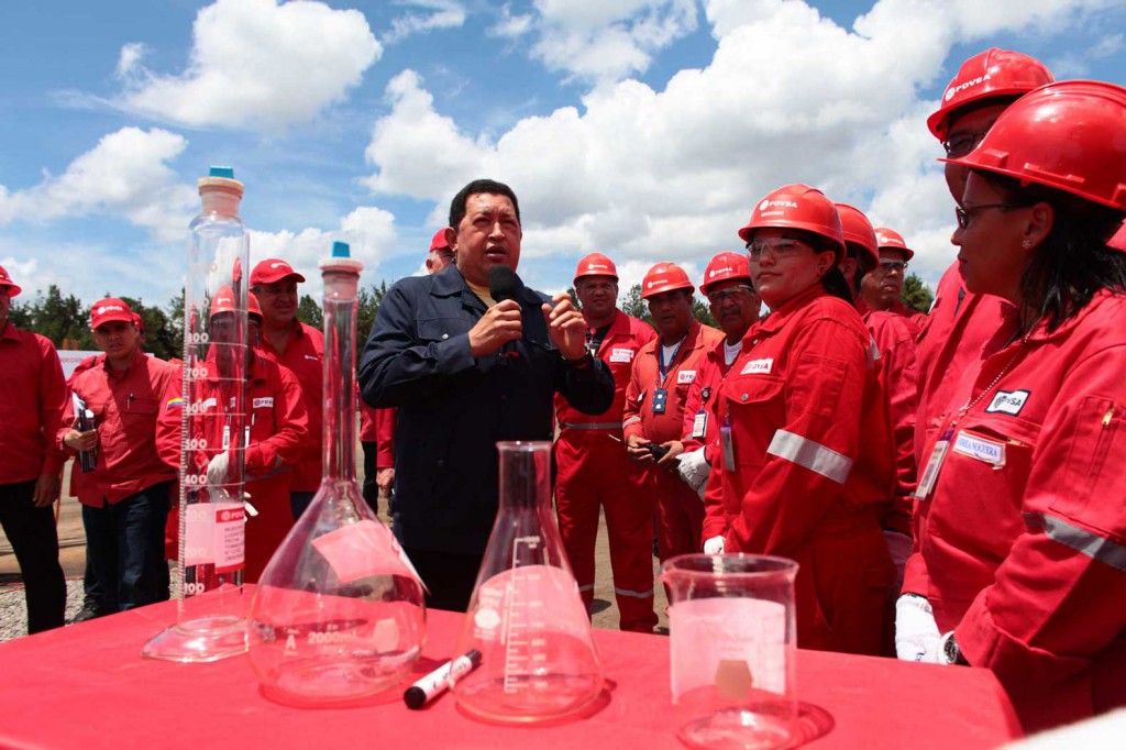 Durante la gestión de Hugo Chávez se registra el caso de los contratos de procura internacional / Foto: PDVSA