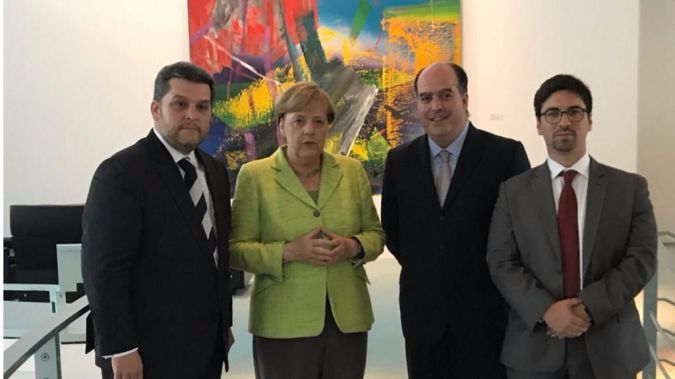 Merkel mantuvo un encuentro el 6 de septiembre con Julio Borges / Twitter: @JulioBorges 