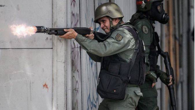 La Guardia Nacional Bolivariana ha reprimido violentamente a la oposición venezolana / EFE: Miguel Gutiérrez 