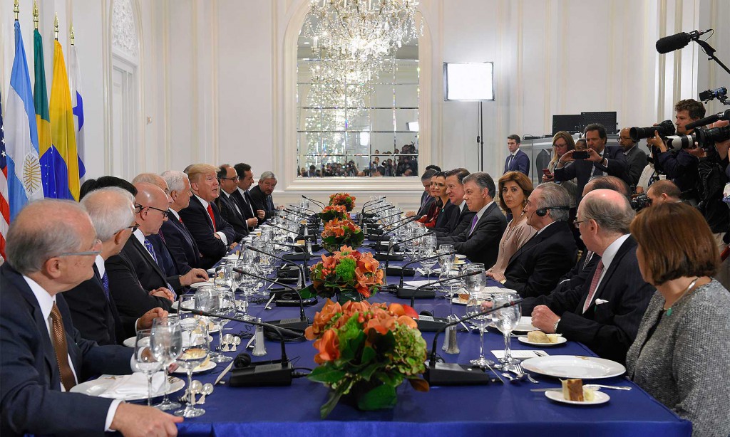 Trump cenó con dirigentes latinoamericanos para trabajar juntos sobre Venezuela / Foto: Presidencia de Colombia
