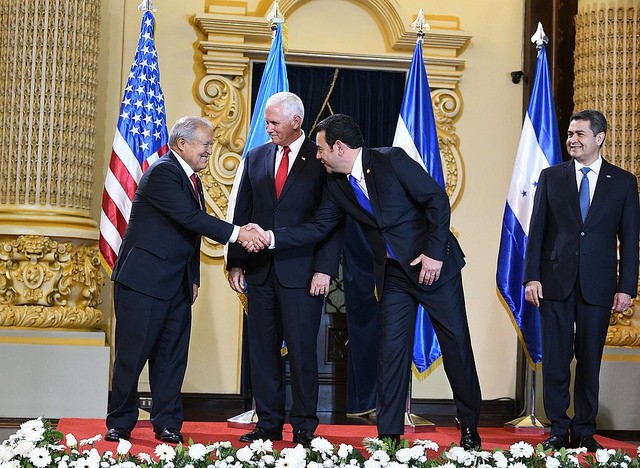 La reunión de Pence con los presidentes del Triángulo Norte se centró en la emigración / Foto: Presidencia del Salvador