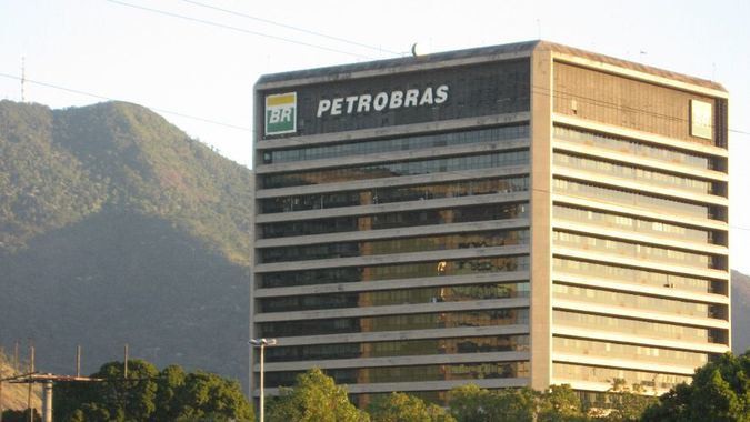 Directivos de Petrobras habrían aceptado sobornos a cambio de adjudicar contratos a constructoras / Foto: Petrobras