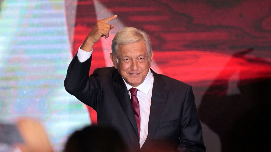 López Obrador tiene cuatro propuestas para el sector energético de México / Foto: EFE