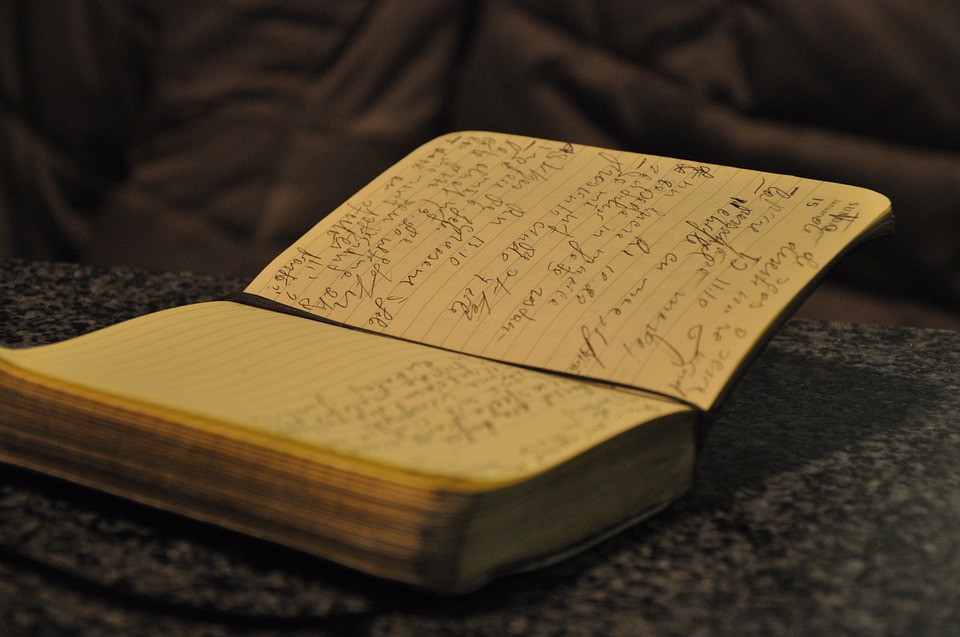 Ocho cuadernos manuscritos por un chófer destaparon el escándalo / Foto: Pixabay
