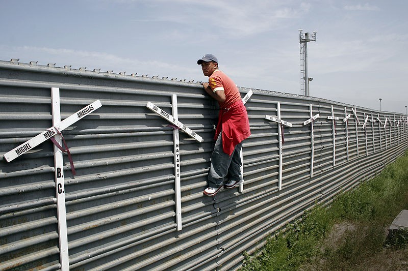 Donald Trump quiere que México pague “su” muro en la frontera / Foto: Wikipedia
