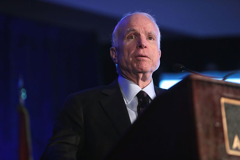 John McCain planificó en su lecho de muerte un último mensaje a Trump / Foto: Wikipedia