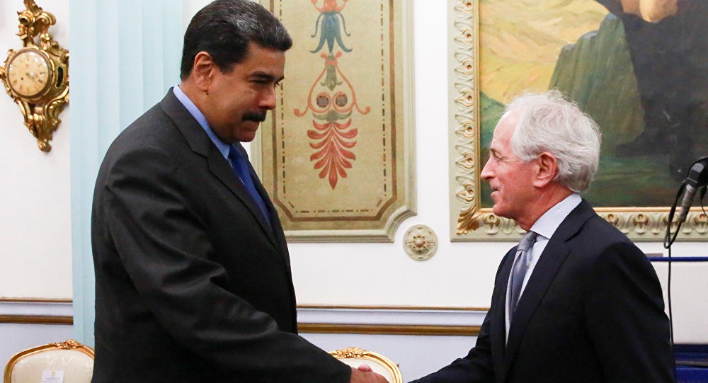 El senador Bob Corker visitó Venezuela en octubre / Foto: Minci