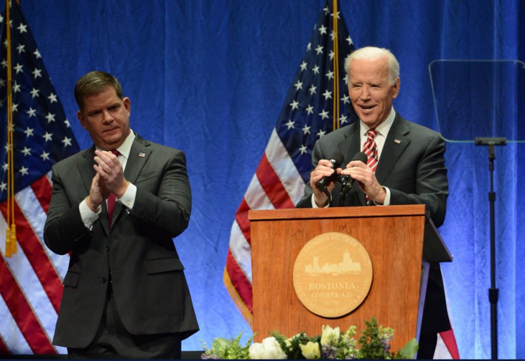 El exvicepresidente Joe Biden va a la cabeza según los primeros sondeos / Foto: @JoeBiden