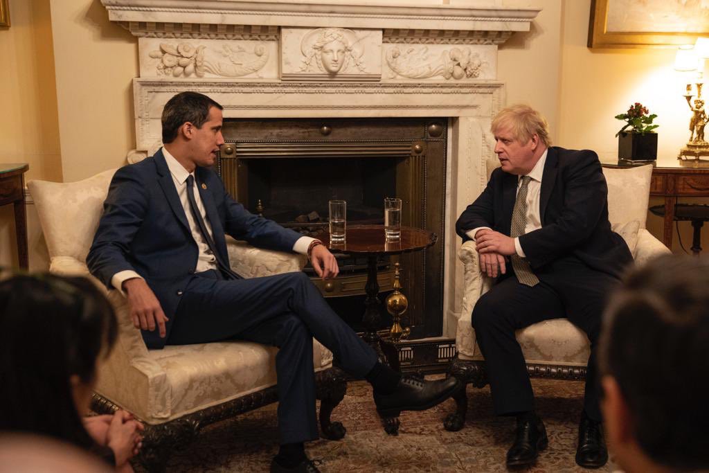 Guaidó fue recibido por Boris Johnson, quien le expresó su respaldo / Foto: CCN