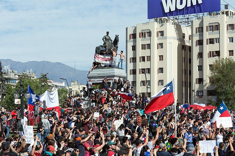 RT promovió las protestas de 2019 en Ecuador, Chile y Colombia / Foto: WC