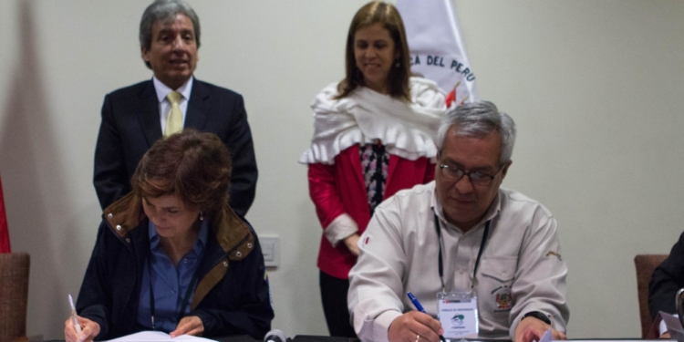 La directora de Parques, Julia Miranda, ha estado al frente de la institución durante 13 años / Flickr: Ministerio del Ambiente de Colombia