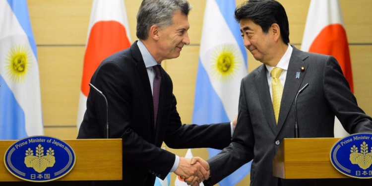 En Japón, Macri obtuvo compromisos de inversión como un crédito de 49,5 millones de dólares / Foto: Casa Rosada