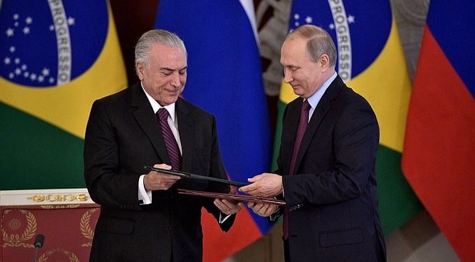 En este viaje, el presidente de Brasil evitó hablar de la severa crisis política que atraviesa su país / Foto: Kremlin.ru