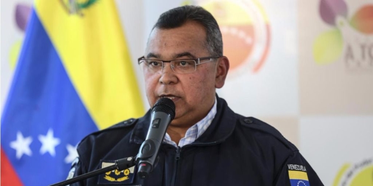 Néstor Reverol informó que el responsable fue un sargento de la Policía Aérea / Foto: Ministerio de Interior, Justicia y Paz