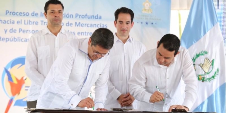 Guatemala y Honduras inician la primera unión aduanera de Centroamérica / Foto: Gobierno de Honduras