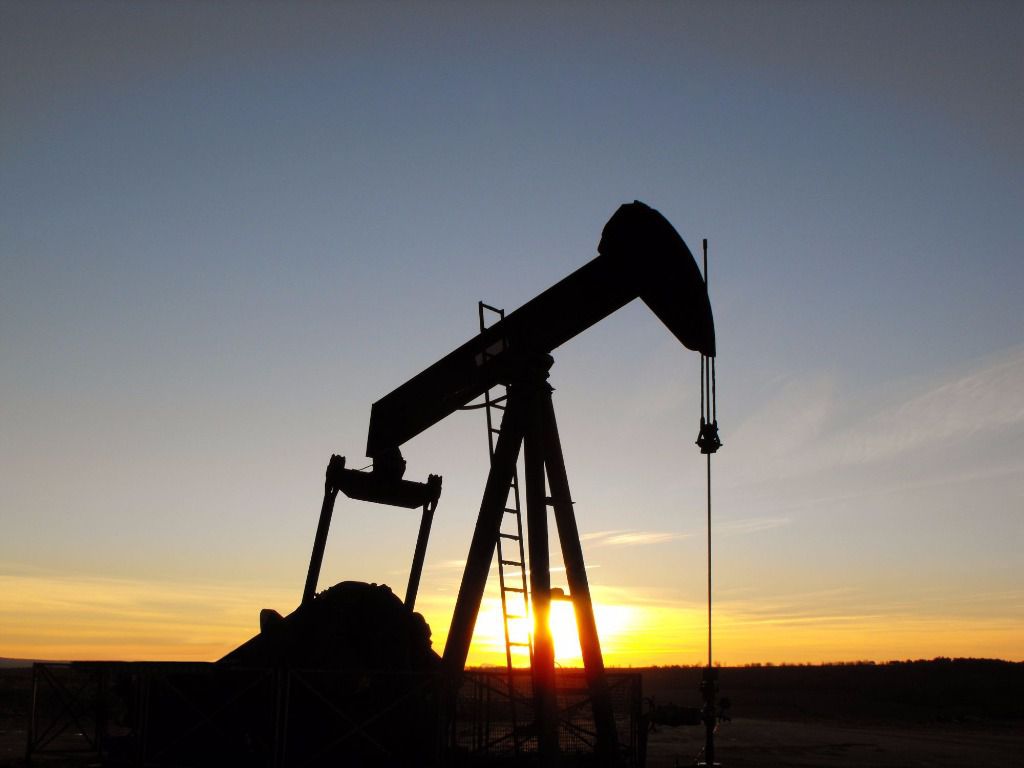Los petroleros en Bolivia están "inquietos" por la nueva medida del Gobierno / Flickr: Lumiago