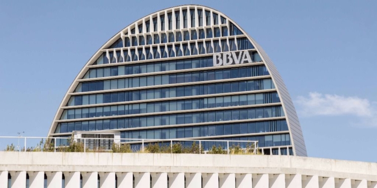 BBVA Compass, filial del grupo español mantiene cerradas sus sucursales del área de Beaumont en Texas tras el paso del huracán Harvey / Foto: Malala Sansur