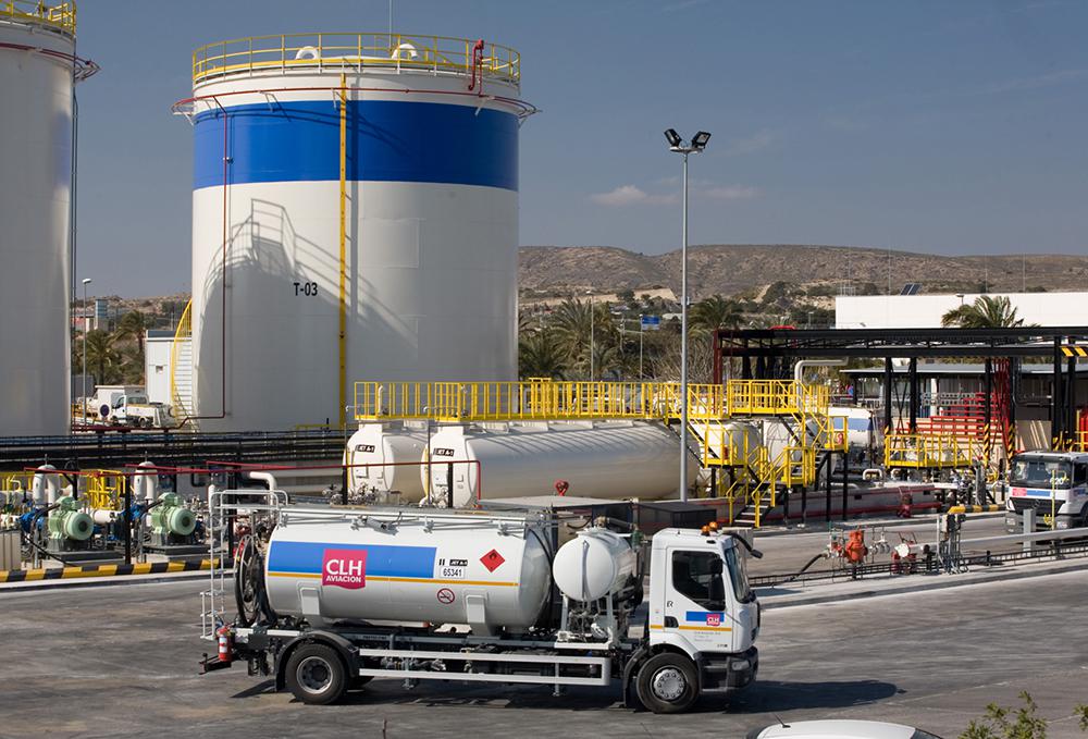 CLH es la principal corporación de almacenamiento y transporte de productos petrolíferos de España / Foto: Grupo CLH