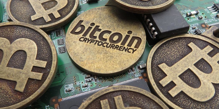 Expertos como Santiago Márquez Solís definen Bitcoin como “experimento monetario” / Foto: Pixabay