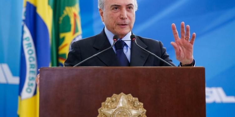 Brasil culminó en 2016 la peor recesión económica de su historia / Flickr: Michel Temer