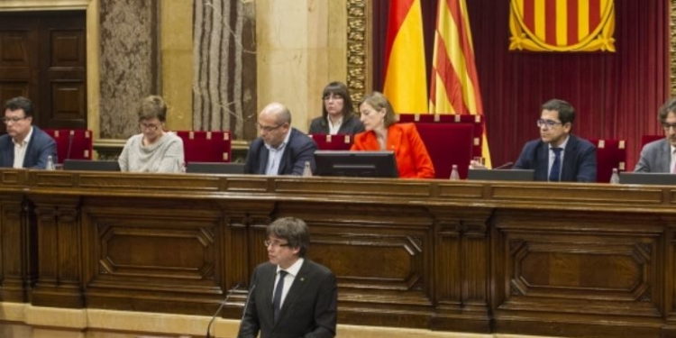 José María Marco analiza algunas claves del discurso de Puigdemont / Foto: Parlamento de Cataluña