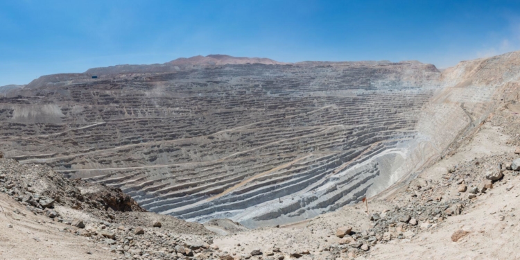 El cobre está potenciando la evolución positiva de la economía en Chile / WC: Diego Delso