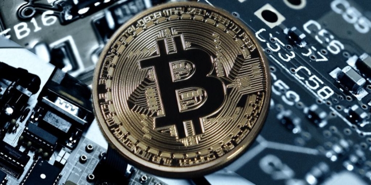 El bitcoin experimentó fuertes revalorizaciones en 2017. En 2018 se enfrenta a desafíos / Pixabay: Geralt