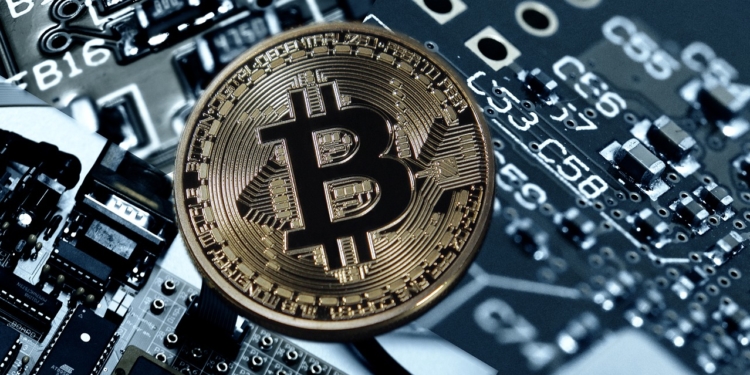 El bitcoin experimentó fuertes revalorizaciones en 2017. En 2018 se enfrenta a desafíos / Pixabay: Geralt