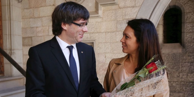 Carles Puigdemont y Marcela Topor