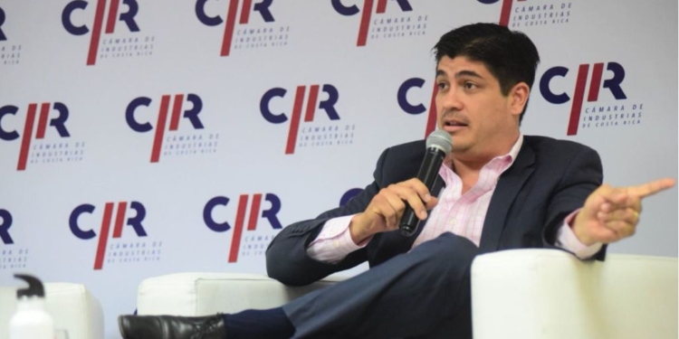 Carlos Alvarado