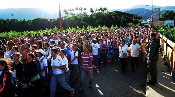 La causa del éxodo venezolano es un proceso político que derivó en hiperinflación, hambre, desempleo… / EFE: Gabriel Barrera