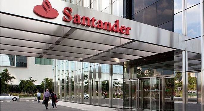 Banco Santander se consolida como el banco más grande de Chile / Foto: Santander