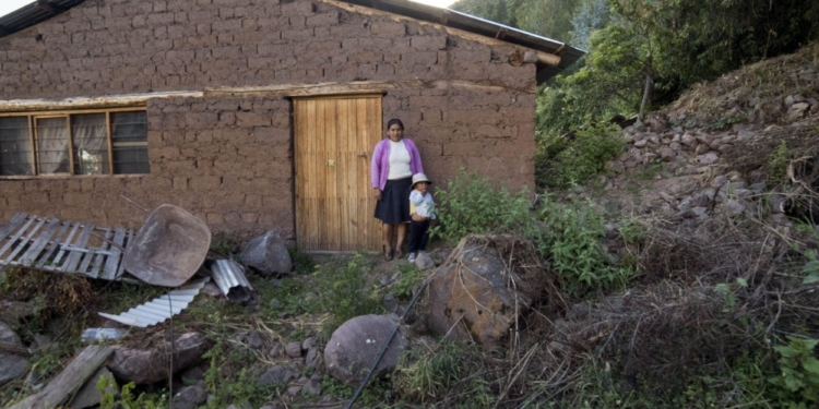 María Quispe logró que su marido dejara de enterrar el dinero en la huerta / Foto: FMBBVA