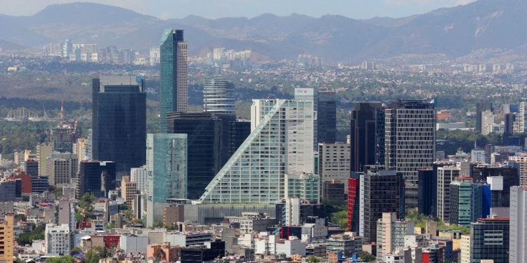 La futura alcaldesa de Ciudad de México quiere rebajar la contaminación / Flickr: Alejandro Islas