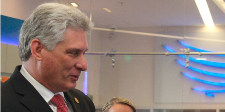 El reto del presidente cubano es el de digitalizar toda la isla / Foto: Wikimedia