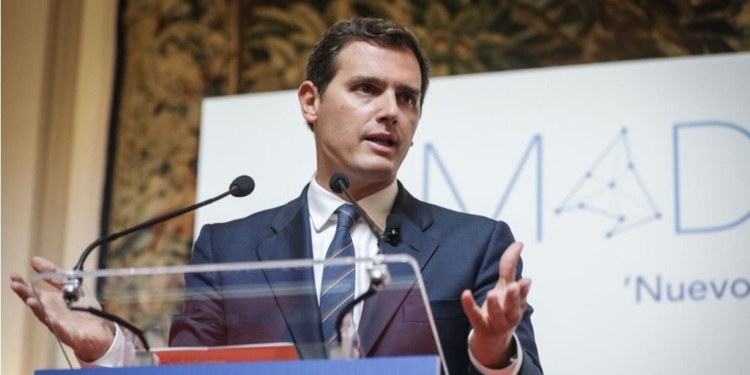 Albert Rivera exige elecciones para que España “no dependa de un xenófobo como Quim Torra” / Foto: Ciudadanos