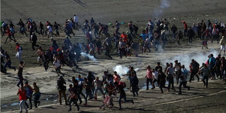 Ninguna autoridad de EEUU debe reprimir a los migrantes / Foto: Captura de vídeo