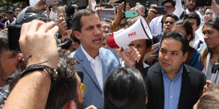 Guaidó pedirá a la UE ayuda humanitaria / Twitter: @AsambleaVE