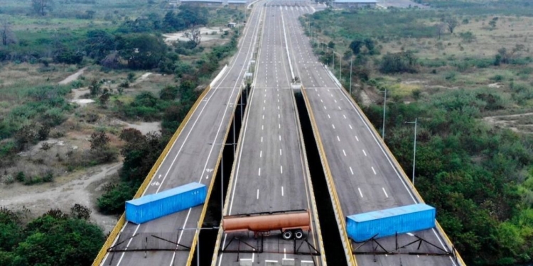 La ayuda humanitaria ya está en la frontera de Venezuela / Foto: @dsmolansky