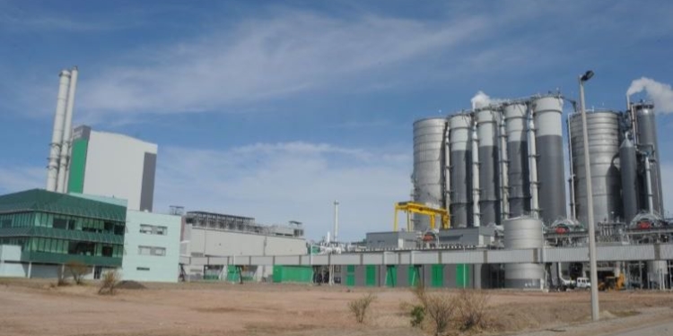 La planta de celulosa Montes del Plata se inauguró en 2014 / Presidencia Uruguay