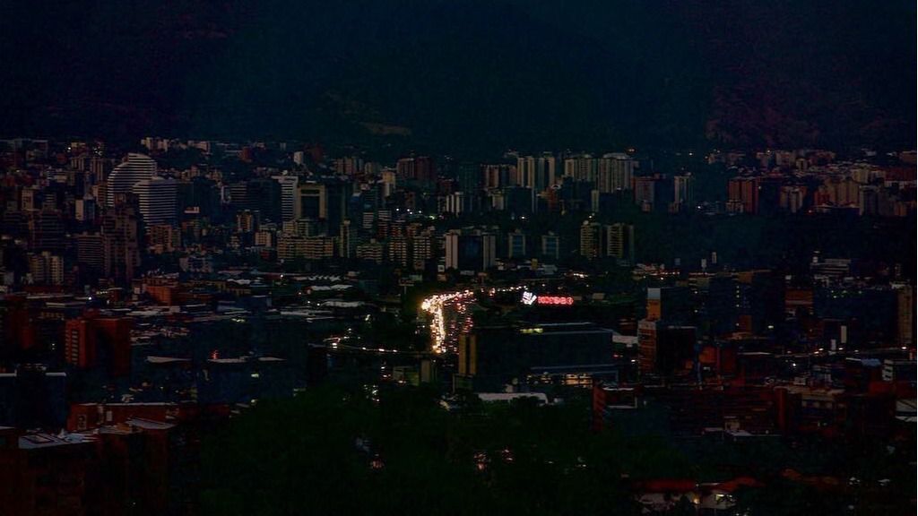 En Caracas se volvió a ir la luz este lunes / Foto: Meteoinformacion