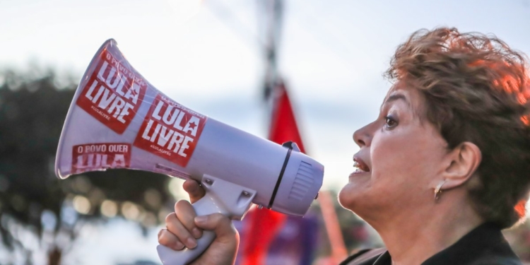 La expresidenta de Brasil ni quiere que ocurra lo de Irak en América / Foto: @dilmabr