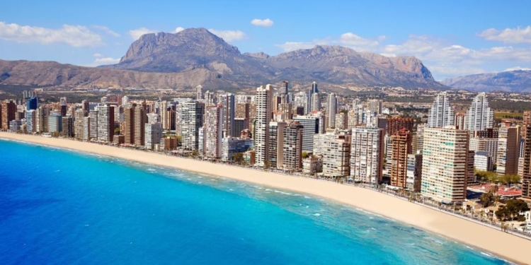 Alicante es uno de los destinos más valorados por los turistas / Foto: Kayak