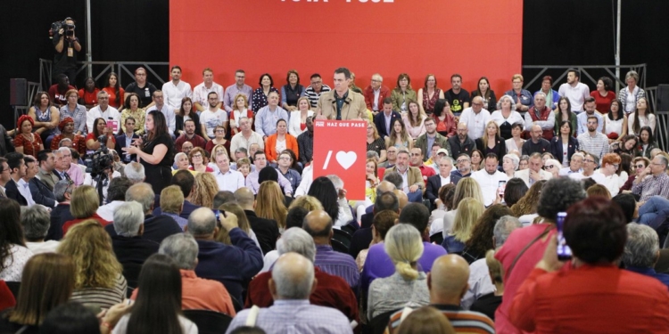 El PSOE gana en todas las encuestas / Foto: PSOE