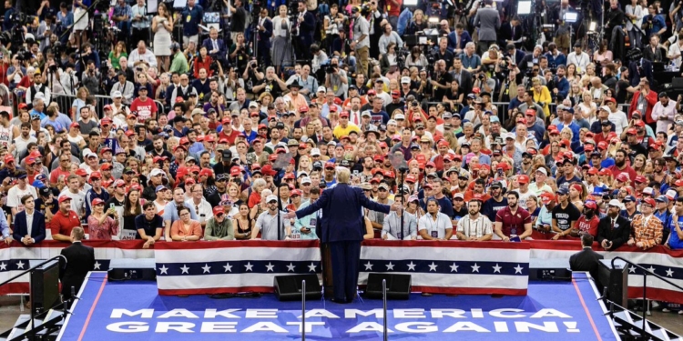 Trump eligió Florida, la tierra de los latinos en EEUU, para relanzar su campaña / Foto: @realDonaldTrump