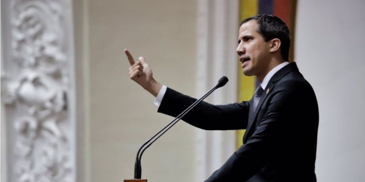 Ayer domingo, Guaidó confirmó que iba a la nueva ronda / Foto: @jguaido