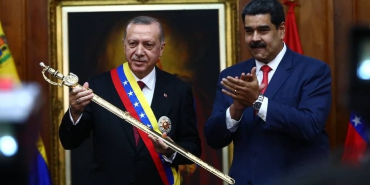 La empresa se creó pocas semanas después de que Maduro visitara Estambul / Foto: Prensa Presidencial